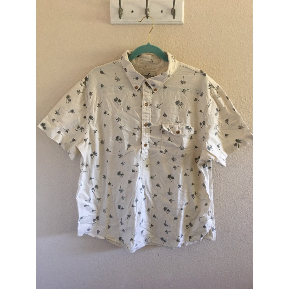 American Eagle button up polo shirt